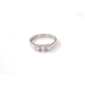 Anello trilogy in oro 9k e diamanti lab grown  tot ct 0,75