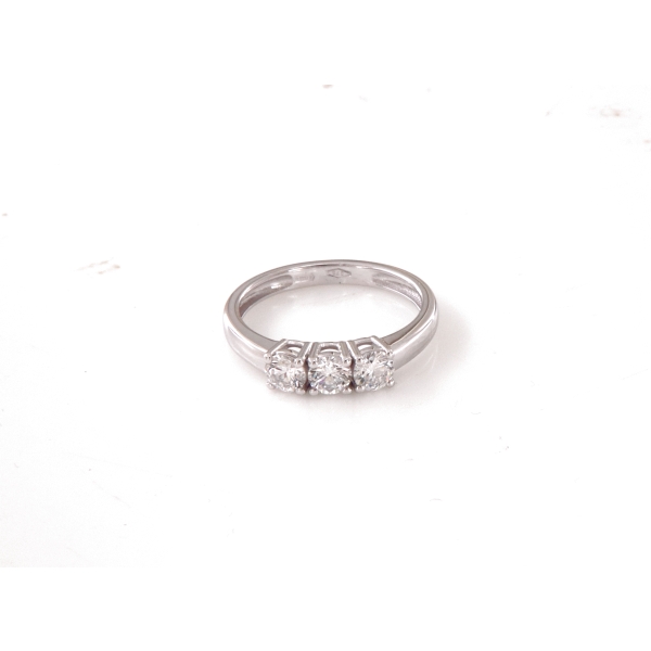Anello trilogy in oro 9k e diamanti lab grown  tot ct 0,75