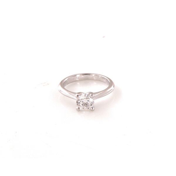 Anello solitario in oro 9k e diamanti lab grown  tot ct 1,00